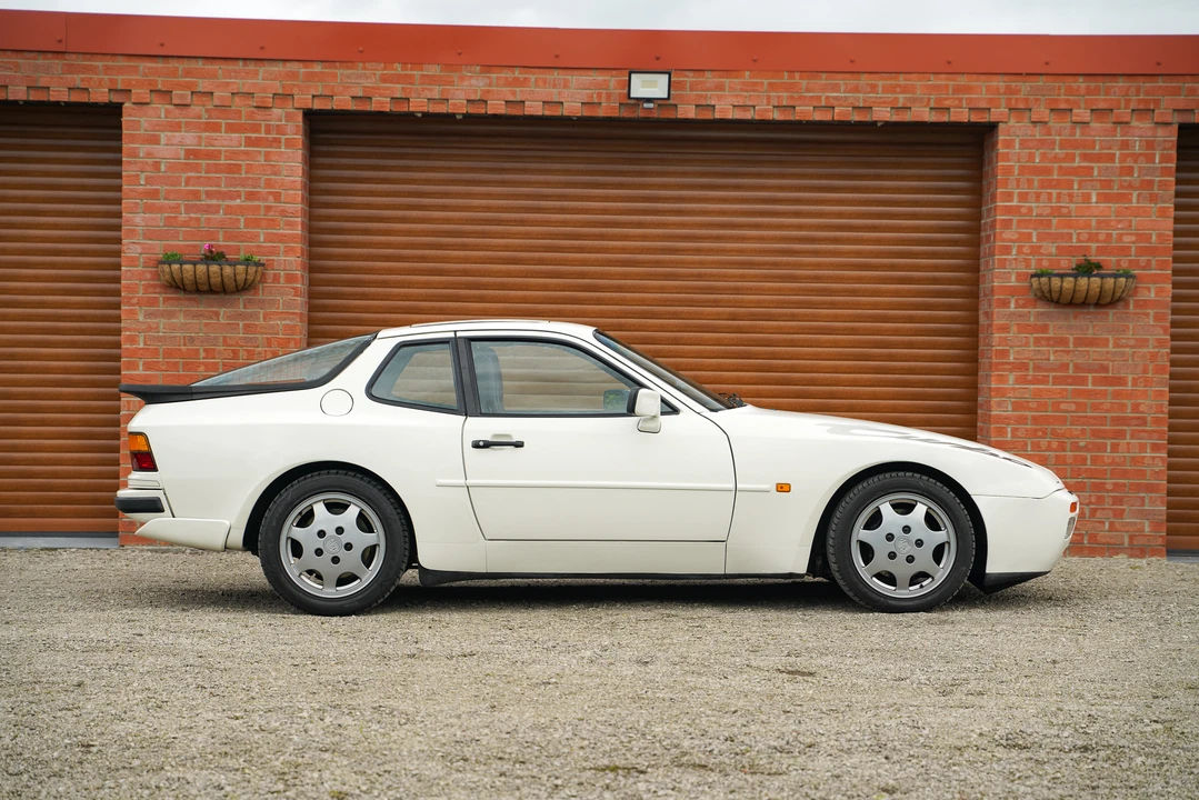 1985 Porsche 944 Turbo - Image 4 of 31