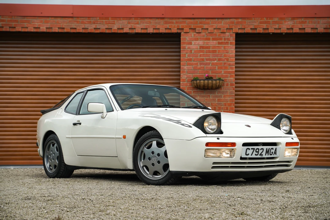 1985 Porsche 944 Turbo - Image 10 of 31