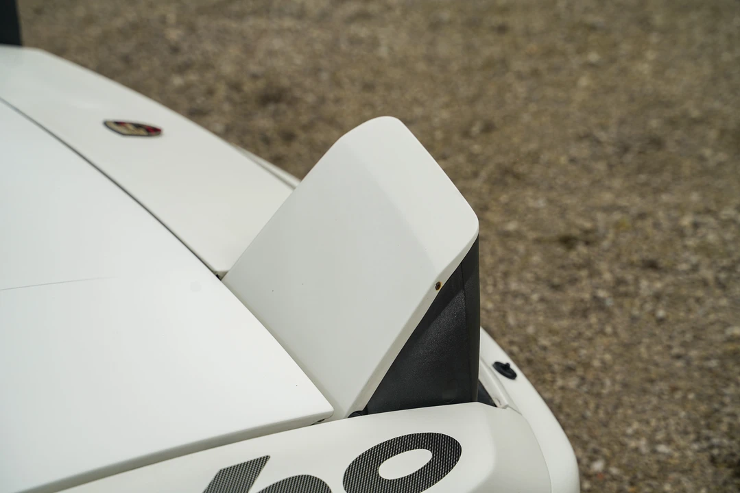 1985 Porsche 944 Turbo - Image 14 of 31