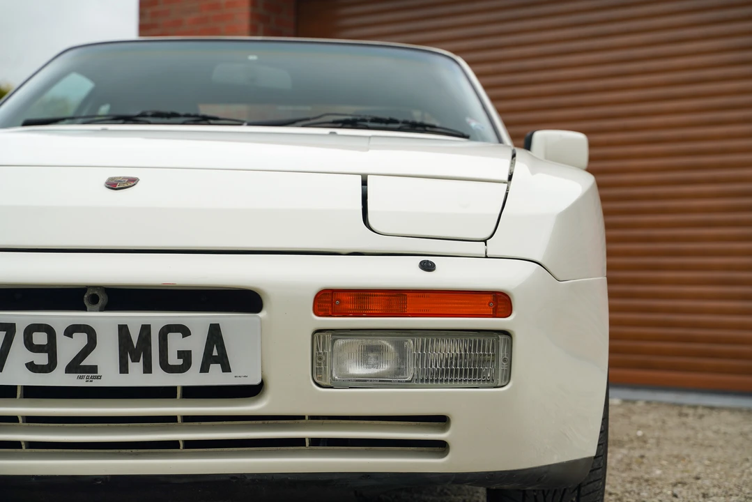 1985 Porsche 944 Turbo - Image 16 of 31