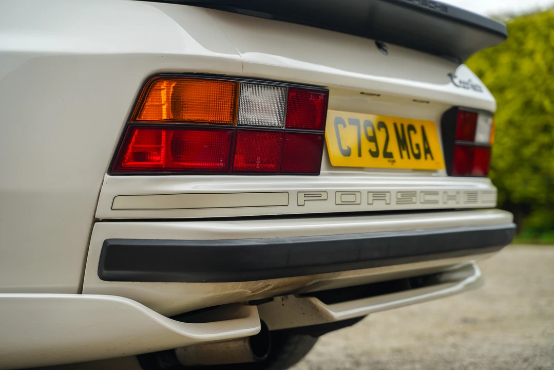 1985 Porsche 944 Turbo - Image 27 of 31