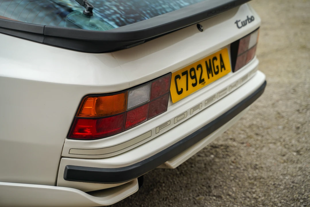 1985 Porsche 944 Turbo - Image 28 of 31