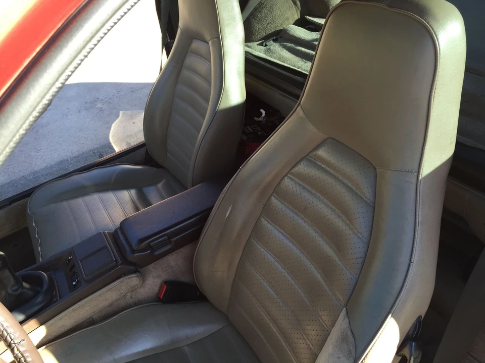 1985 Porsche 944 - Image 14 of 20