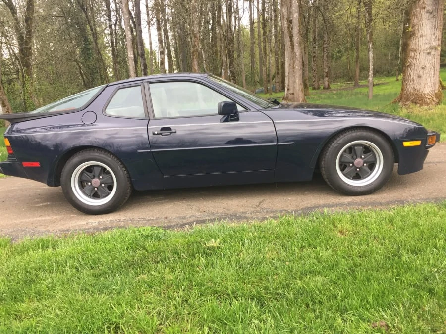 1985 Porsche 944 - Image 2 of 7