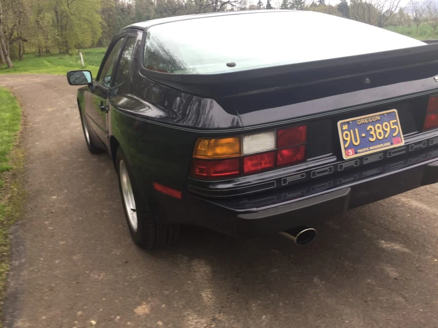 1985 Porsche 944 - Image 4 of 7