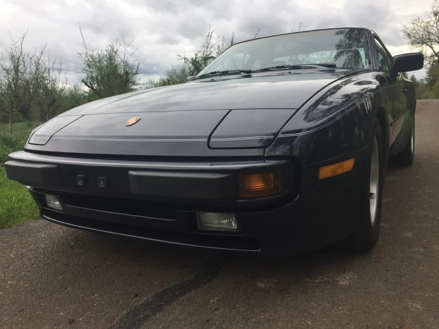 1985 Porsche 944 - Image 6 of 7