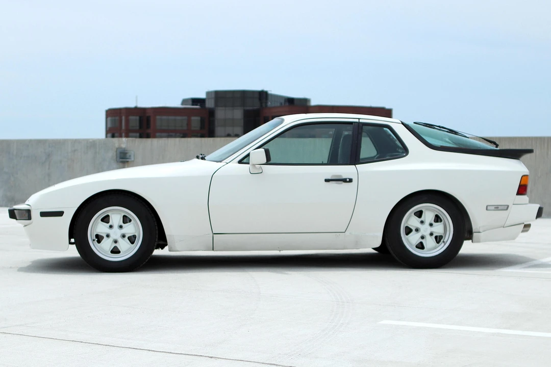 1985 Porsche 944 - Image 3 of 31