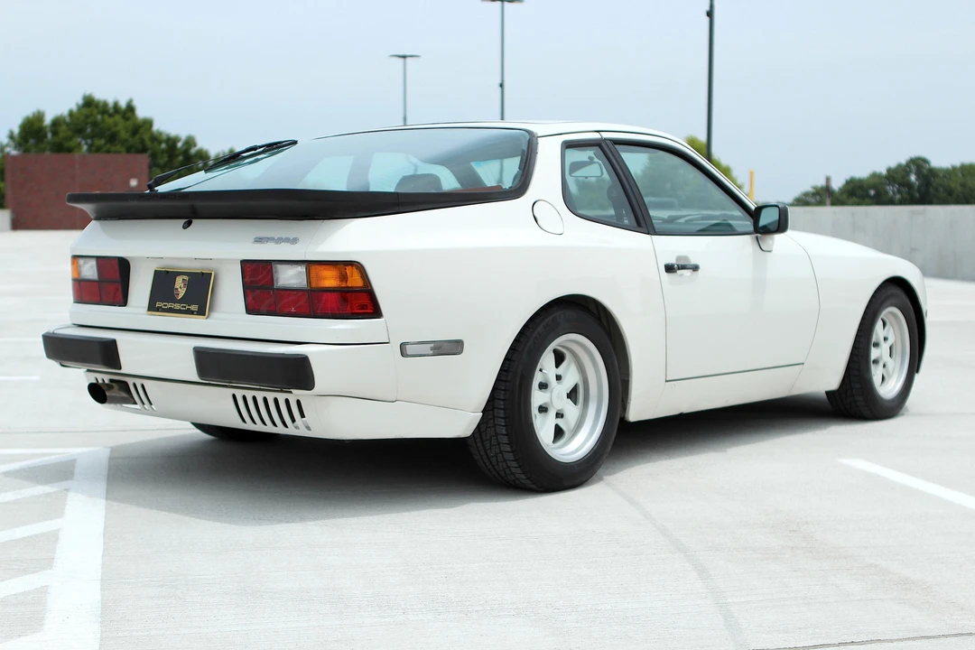 1985 Porsche 944 - Image 11 of 31