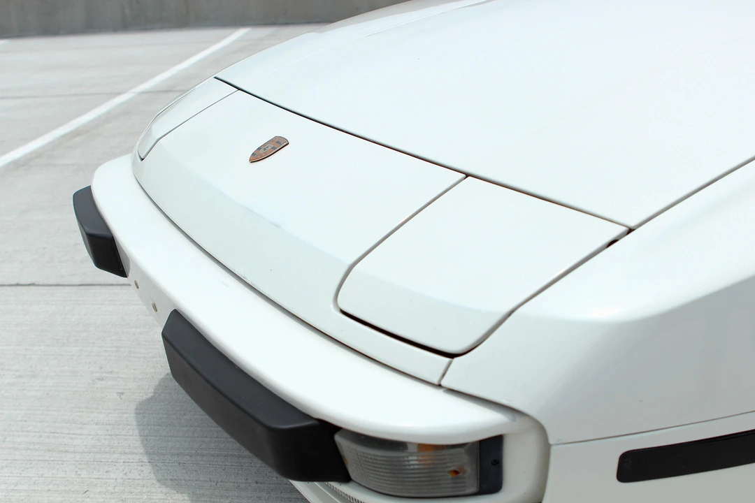1985 Porsche 944 - Image 18 of 31