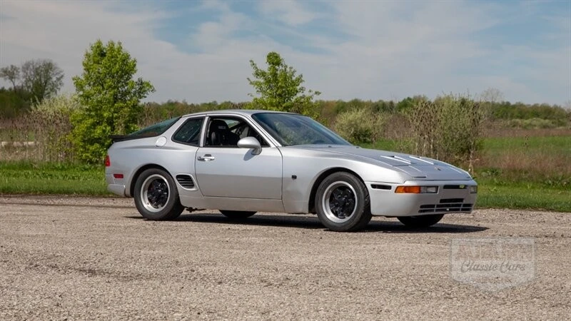 1985 Porsche 944 - Image 7 of 21