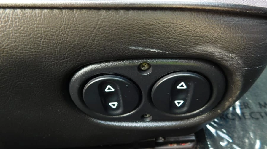 1985 Porsche 944 - Image 7 of 9
