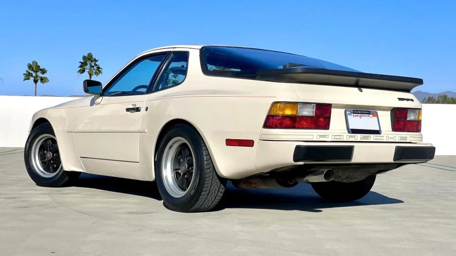 1985 Porsche 944 - Image 3 of 30