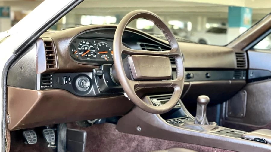 1985 Porsche 944 - Image 20 of 30