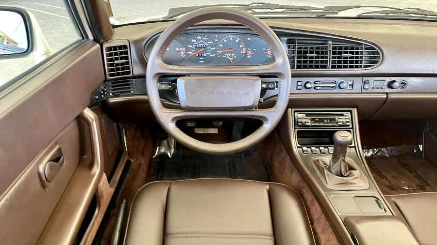 1985 Porsche 944 - Image 21 of 30