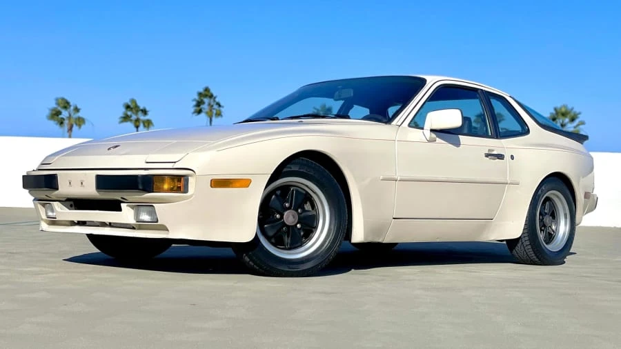 1985 Porsche 944 - Image 6 of 30