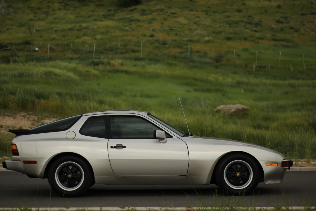 1985 Porsche 944 - Image 11 of 31
