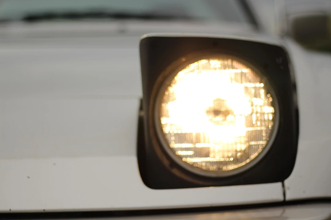1985 Porsche 944 - Image 30 of 31