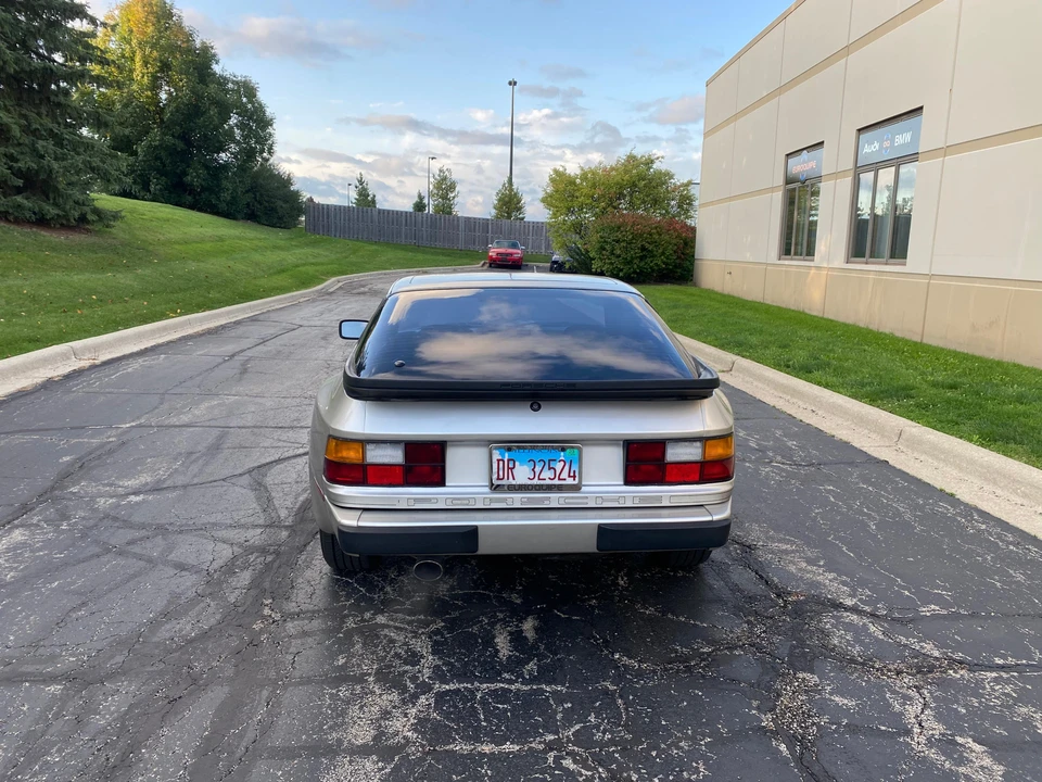 1985 Porsche 944 - Image 16 of 31