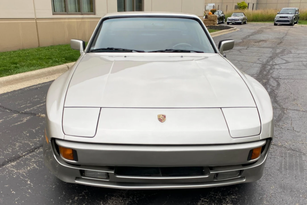 1985 Porsche 944 - Image 2 of 31