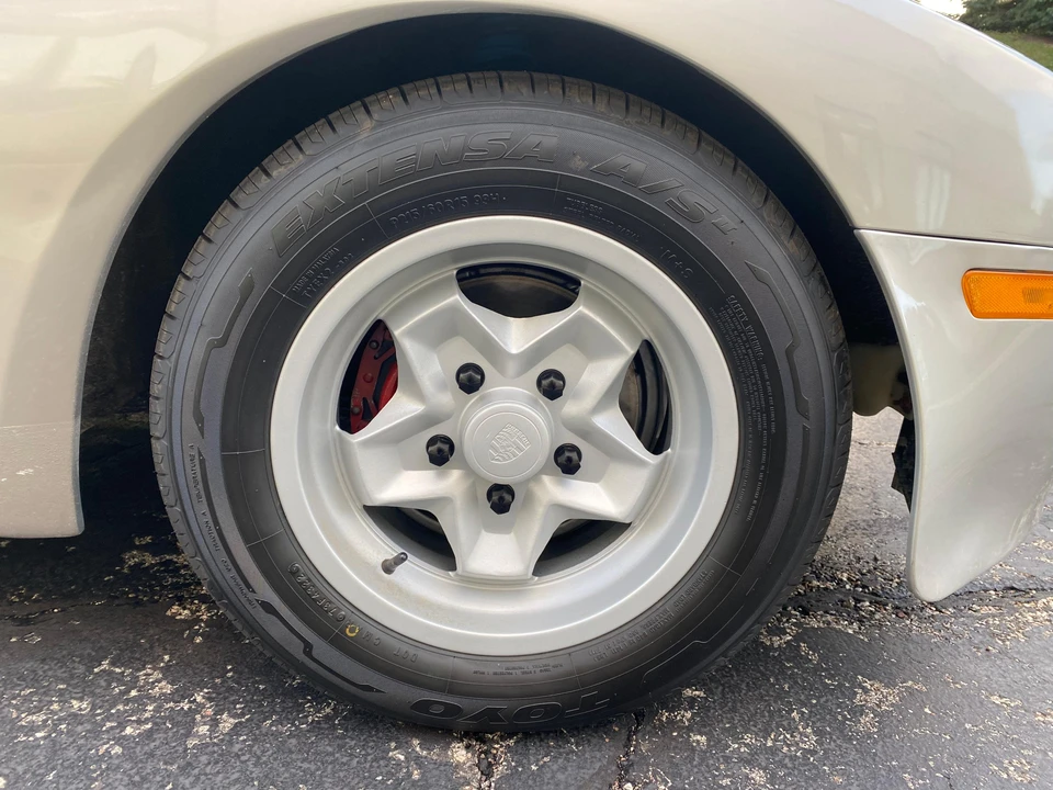 1985 Porsche 944 - Image 30 of 31