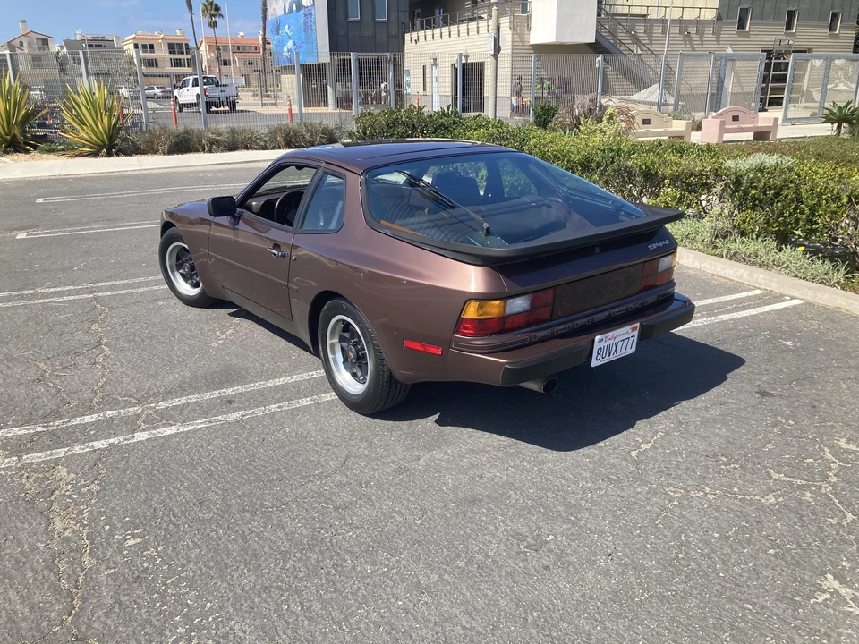 1985 Porsche 944 - Image 18 of 31