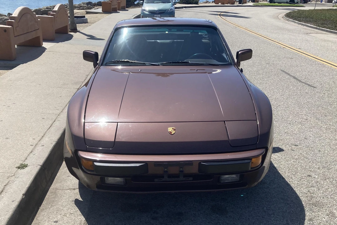 1985 Porsche 944 - Image 2 of 31