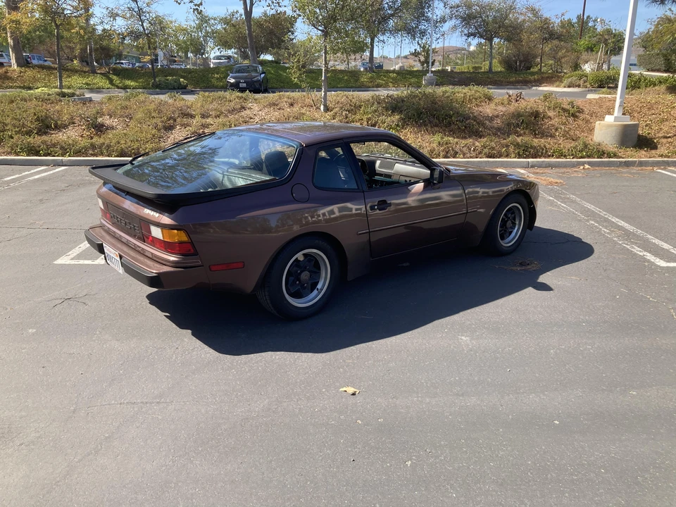 1985 Porsche 944 - Image 30 of 31
