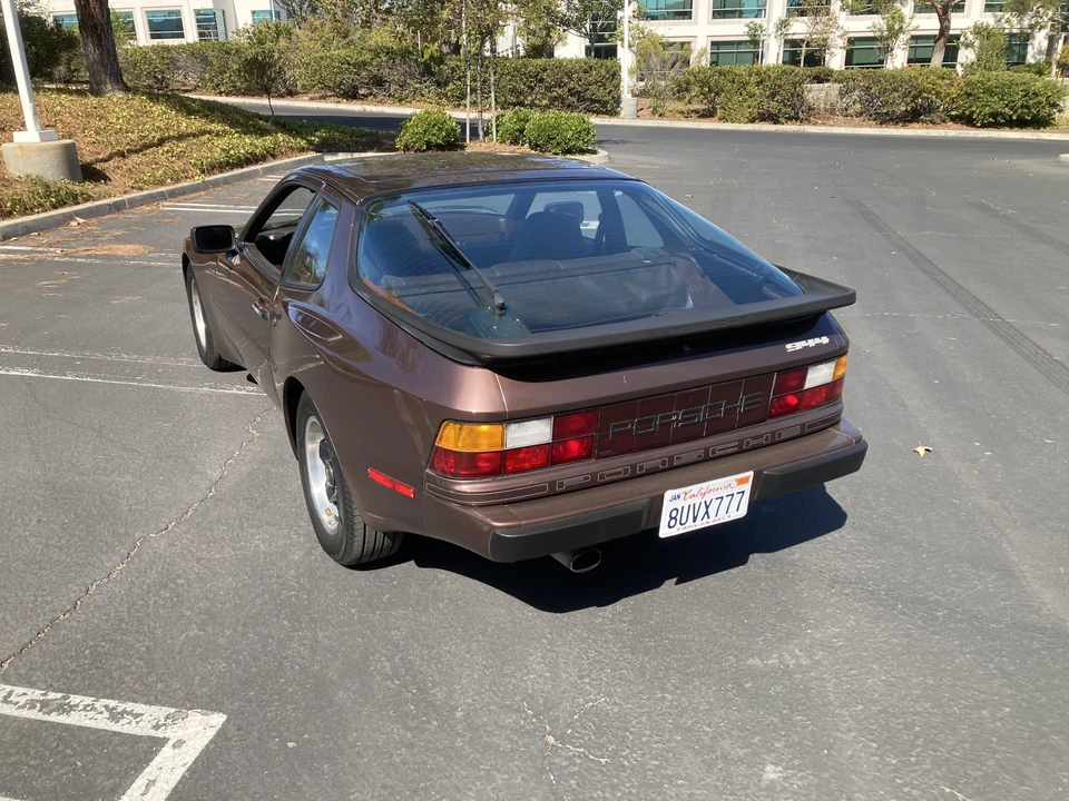 1985 Porsche 944 - Image 22 of 31