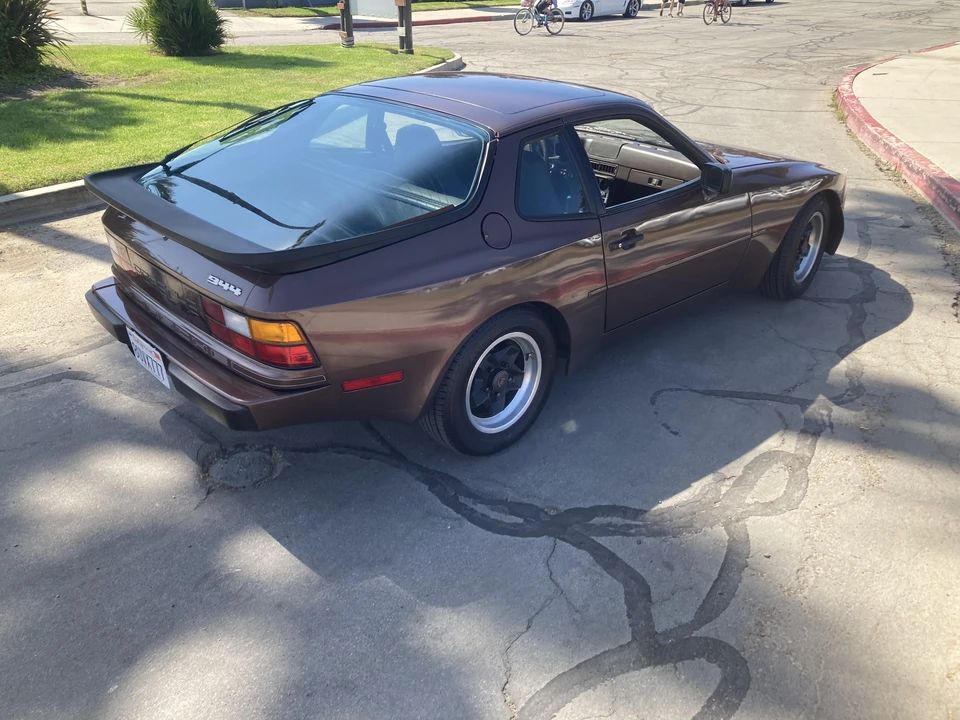 1985 Porsche 944 - Image 29 of 31