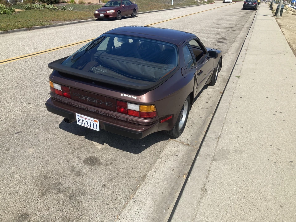 1985 Porsche 944 - Image 25 of 31