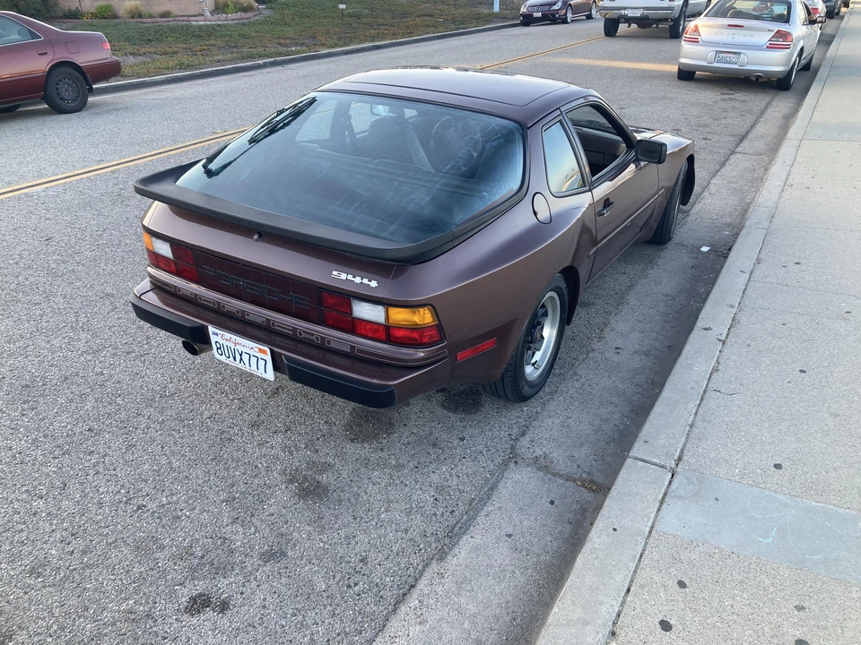 1985 Porsche 944 - Image 26 of 31