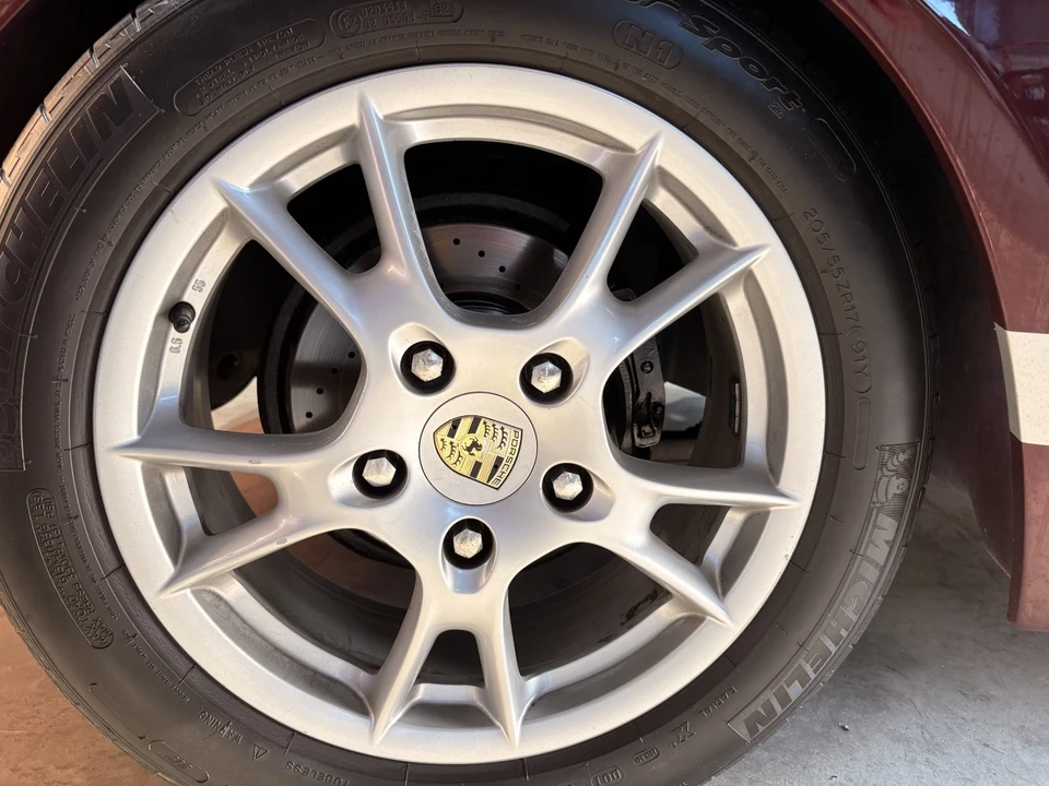 1985 Porsche 944 - Image 10 of 21