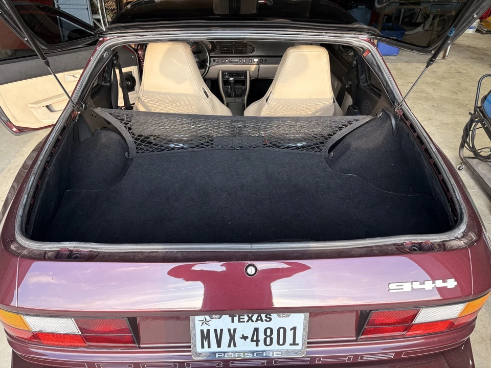 1985 Porsche 944 - Image 13 of 21