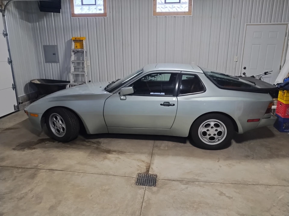 1985 Porsche 944 - Image 19 of 20