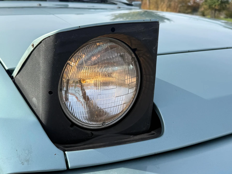 1985 Porsche 944 - Image 17 of 31