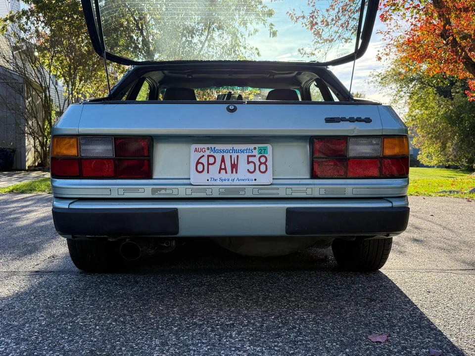 1985 Porsche 944 - Image 14 of 31