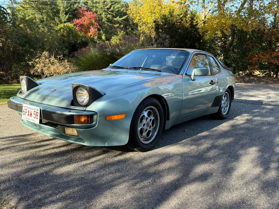 1985 Porsche 944 - Image 9 of 31