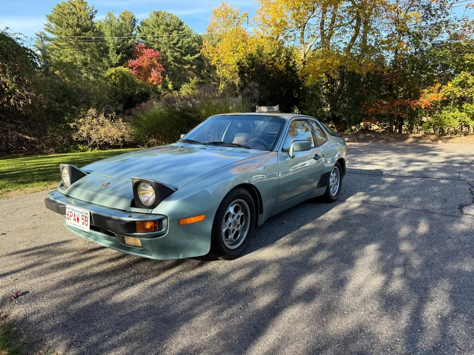 1985 Porsche 944 - Image 10 of 31