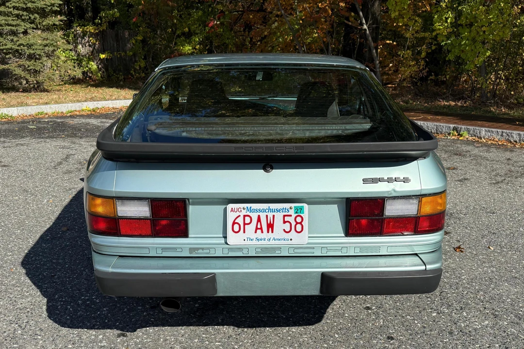1985 Porsche 944 - Image 5 of 31