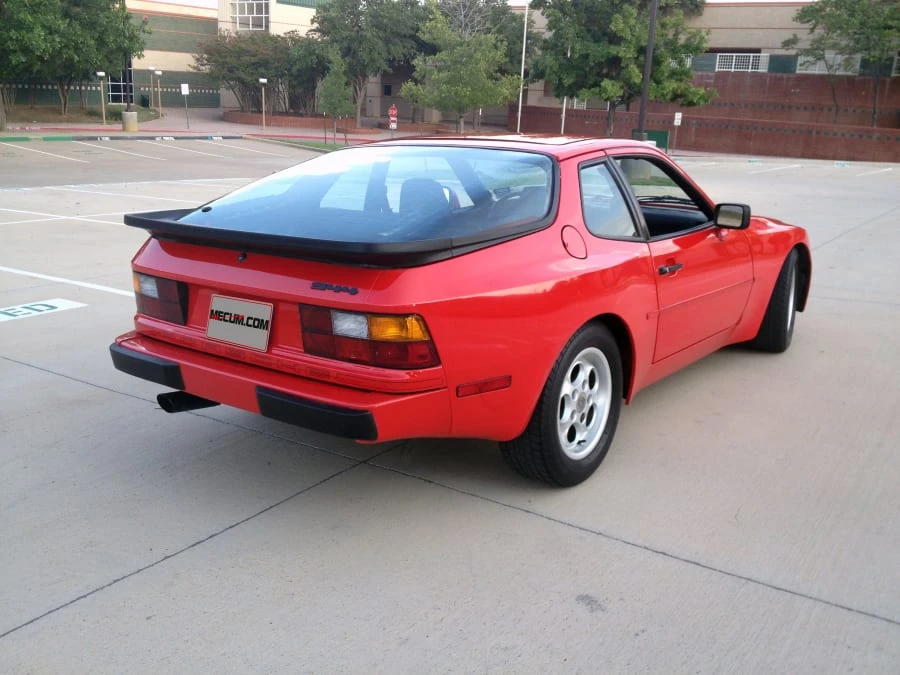 1985 Porsche 944 - Image 3 of 8