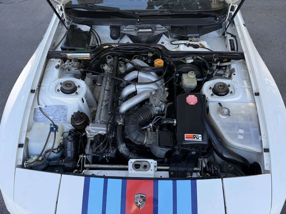 1985 Porsche 944 - Image 17 of 20