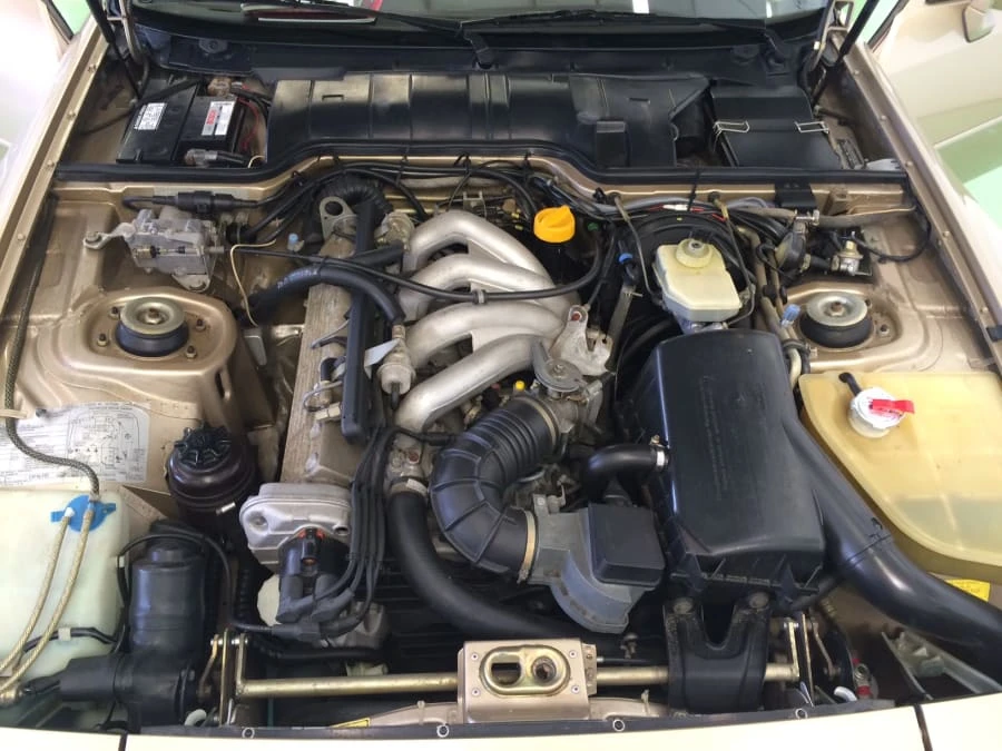 1985 Porsche 944 - Image 9 of 12