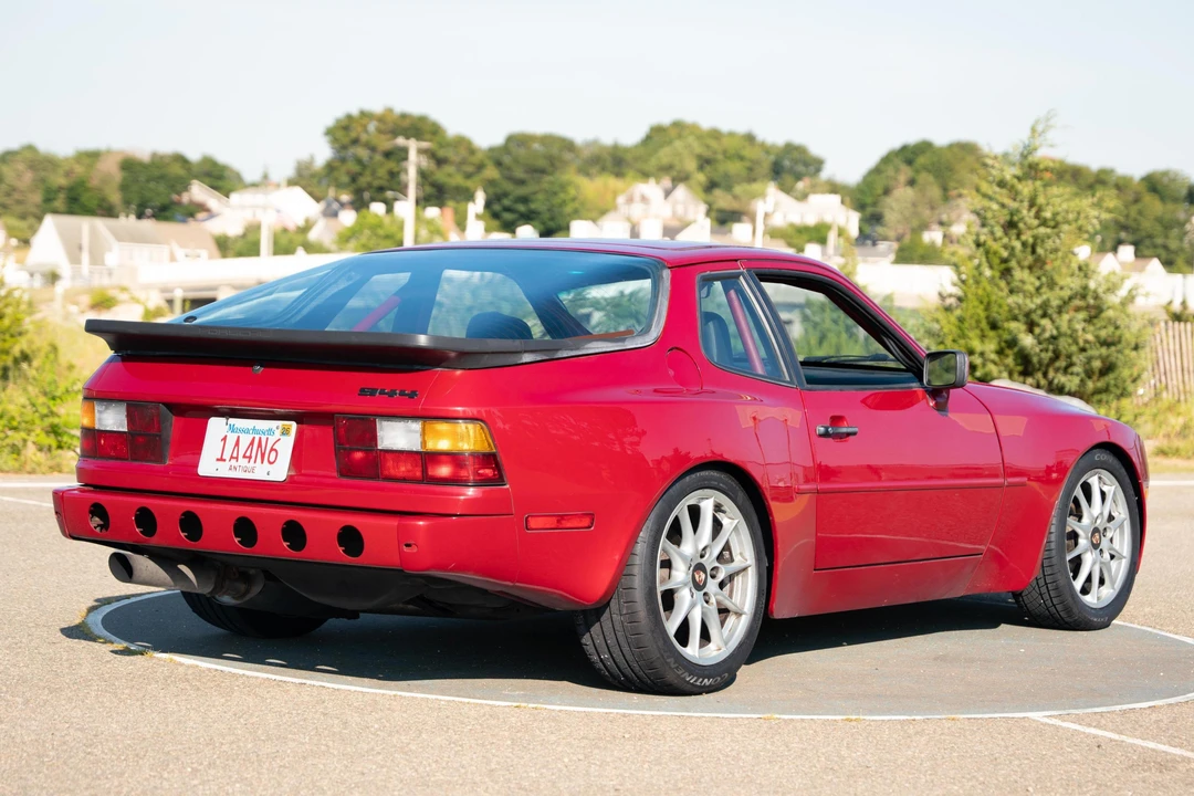 1985 Porsche 944 - Image 4 of 31