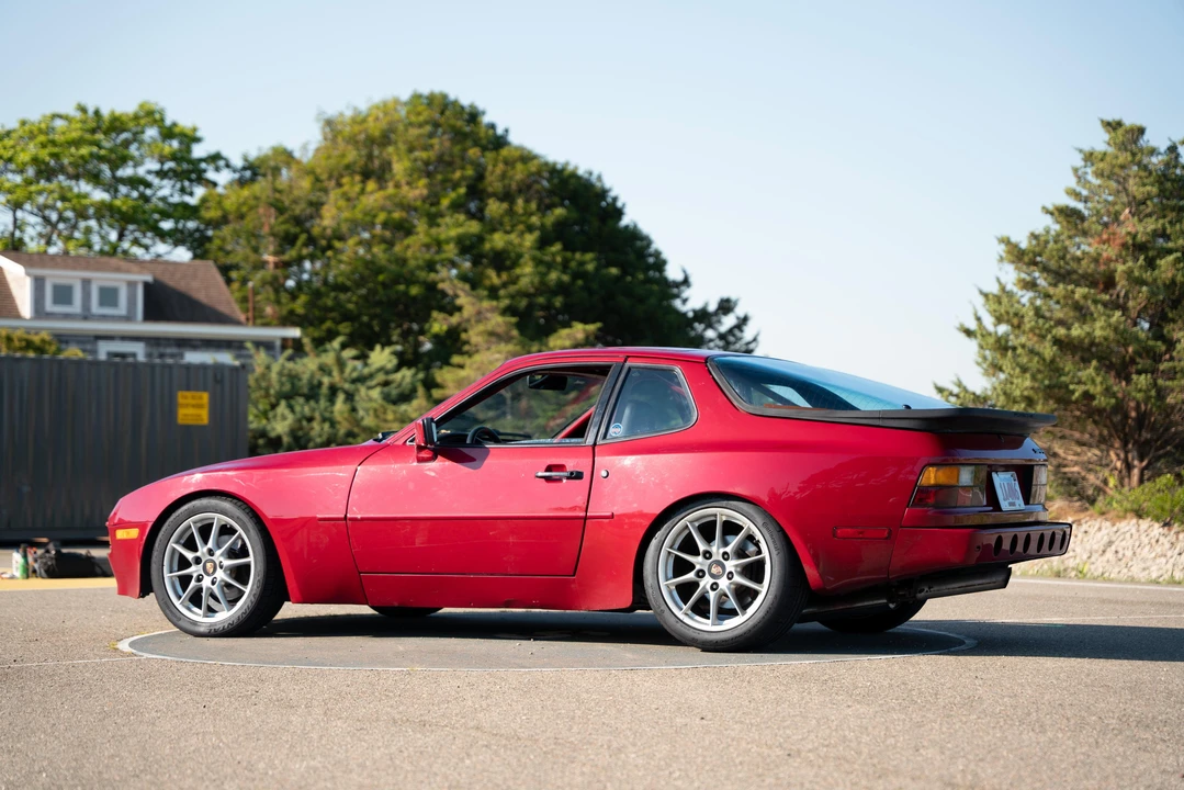 1985 Porsche 944 - Image 11 of 31