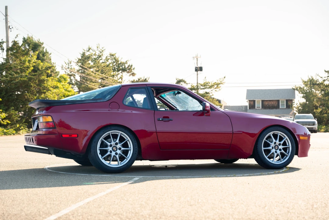 1985 Porsche 944 - Image 18 of 31