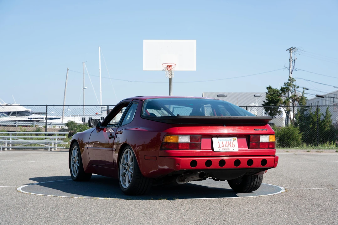 1985 Porsche 944 - Image 14 of 31