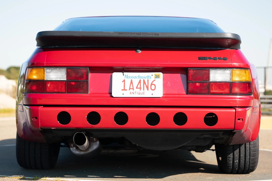1985 Porsche 944 - Image 5 of 31