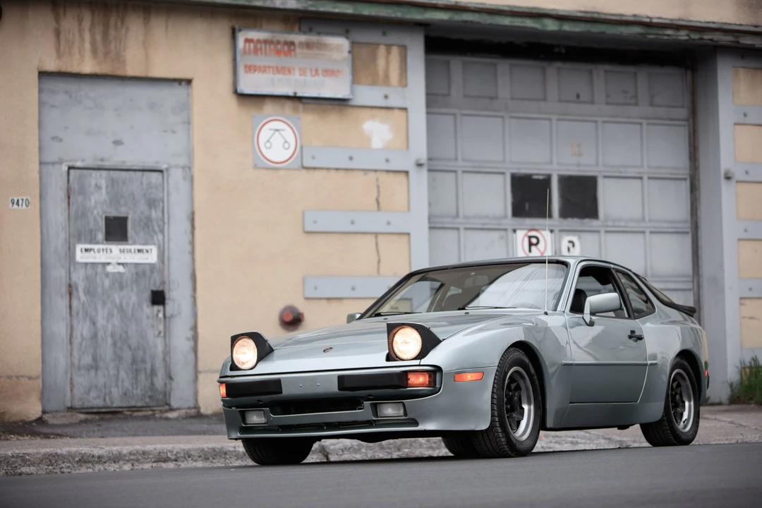 1985 Porsche 944 - Image 10 of 31