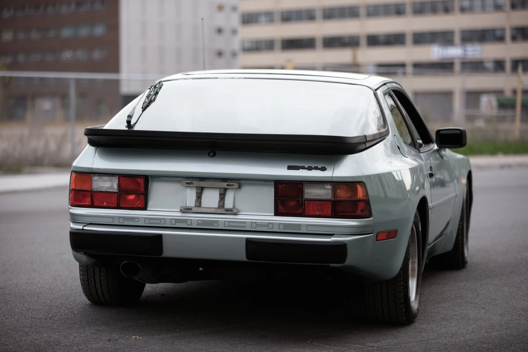 1985 Porsche 944 - Image 13 of 31