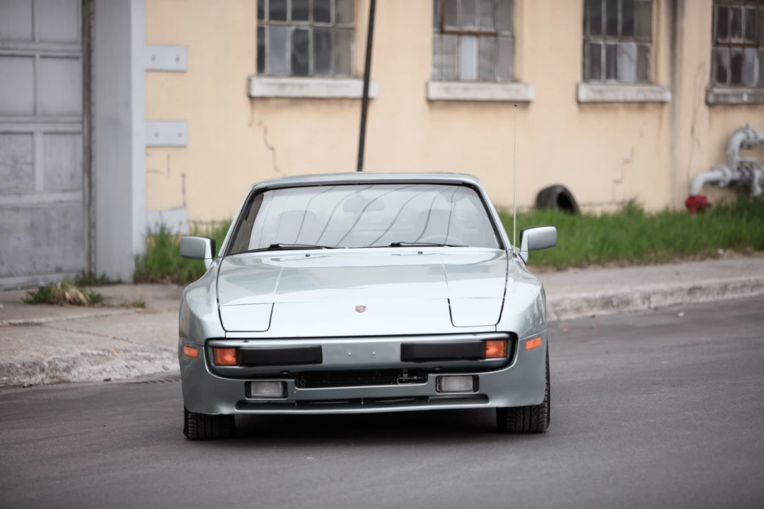 1985 Porsche 944 - Image 18 of 31